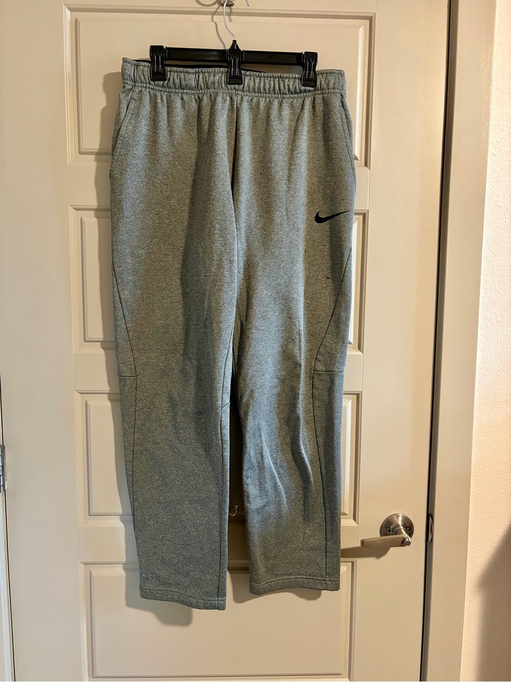 Nike Dri-FIT Men’s Gray Fleece Training Pants